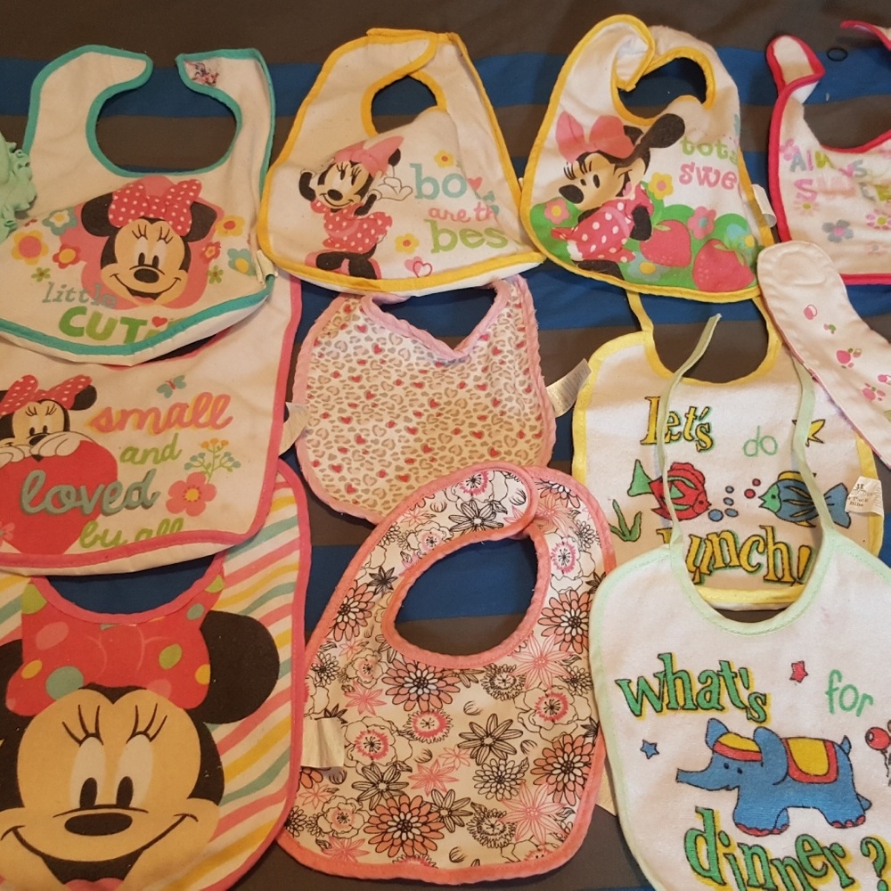 Infant girl bibs